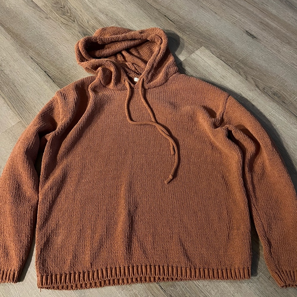 Style Me hooded sweater